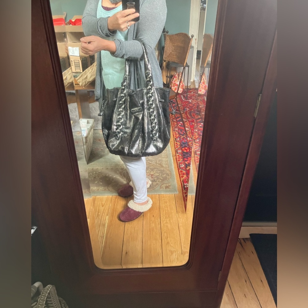 SALE! Michael Kors Shoulder Bag - Picture 5 of 7